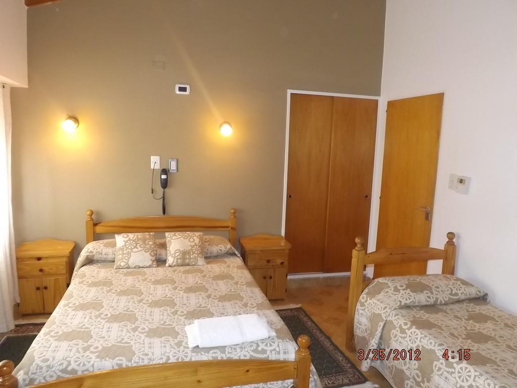Hotel Ozieri San Antonio Oeste Zimmer foto